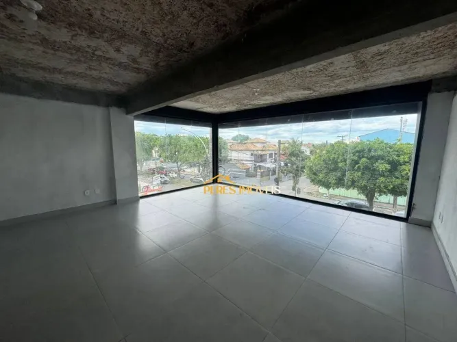 Sala para alugar por R$ 3.000/mês - Centro - Rio das Ostras/RJ