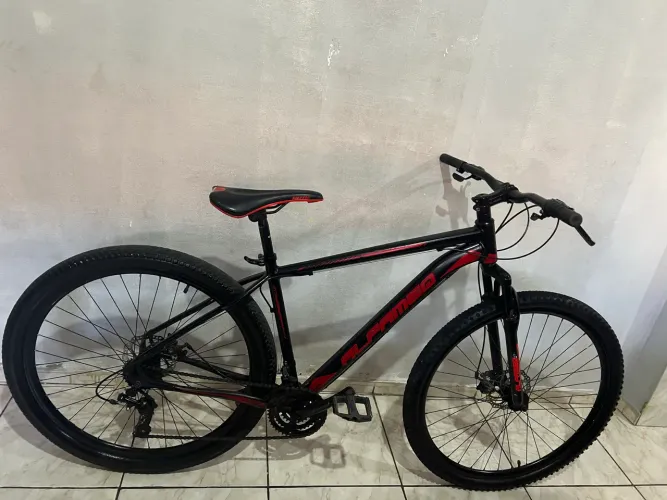 Vendo ou troco bicicleta aro 29 Alfameq troco por celular