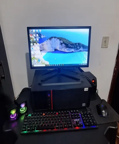 Computador Completo. Pouco Uso. Novíssimo.