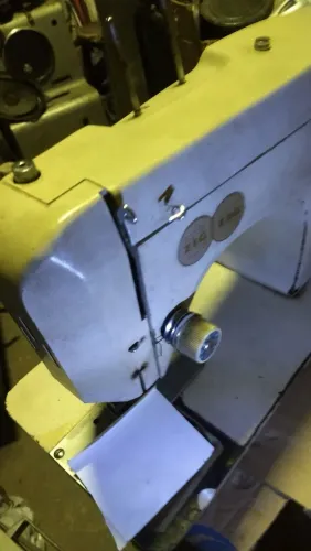 Máquina de Costura Vigoreli Zig Zag e Muitos Outros Pontos e Recursos Aproveite este Preço