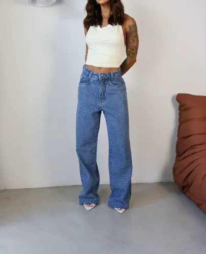 Calça wide leg com strass