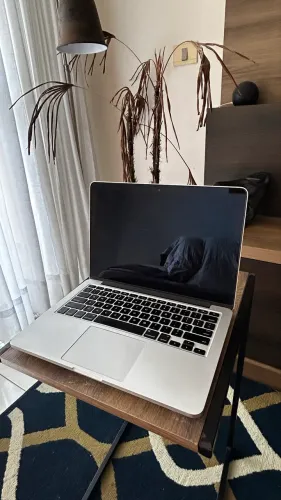 MacBook PRO (Retina, 13 polegadas) Intel Core i7 Dual-Core - 8 GB RAM