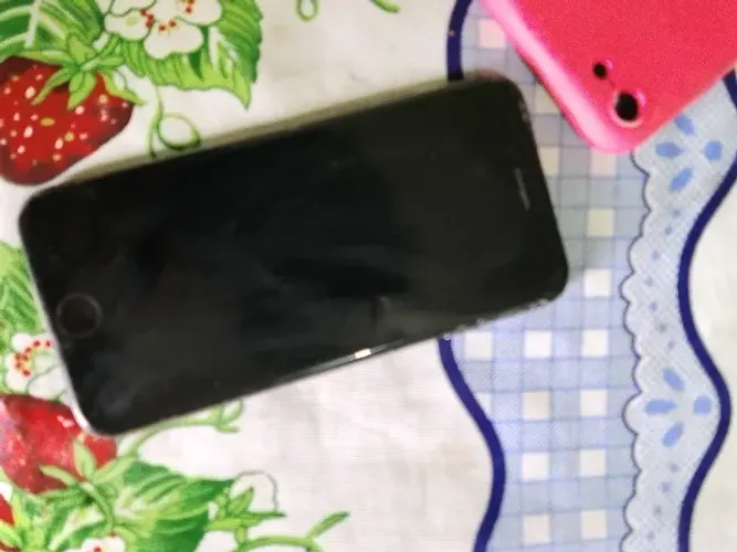 iPhone 64 gigas 90% de saúde da bateria