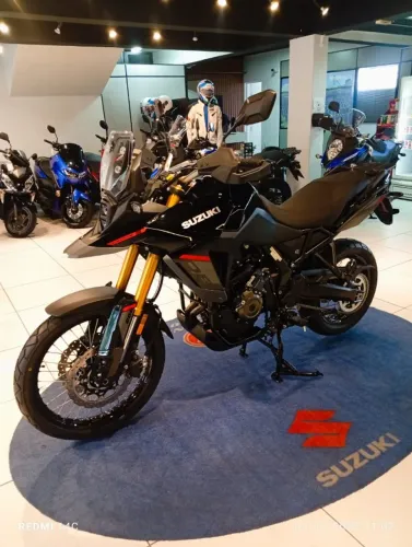 SUZUKI DE VSTROM 800 2027 COMPLETA