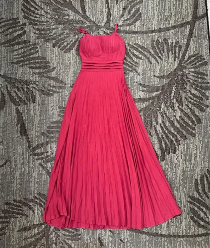 Vestido plissado/ festa