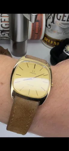 Omega de Ville revisado acrílico original