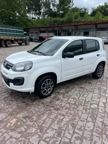 Fiat Uno Attractive 1.0 EVO Fire Flex 8V 5P 2021