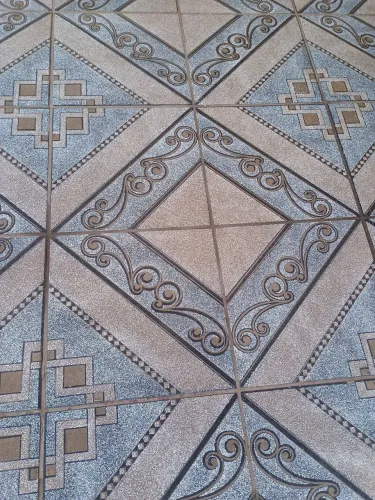 Pisos, cerâmica 35/35