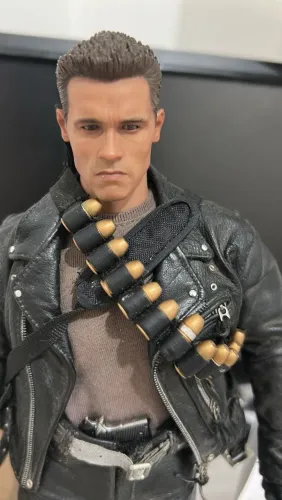 Exterminador do futuro HotToys
