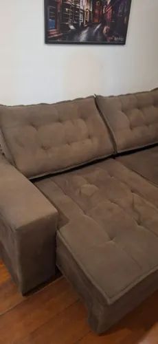 Vende-se sofá. 