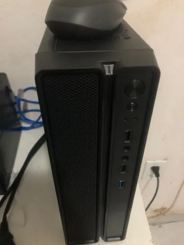Computador pc Intel i3 com Ssd 256 e 4GB mais mouse sem fio e teclado