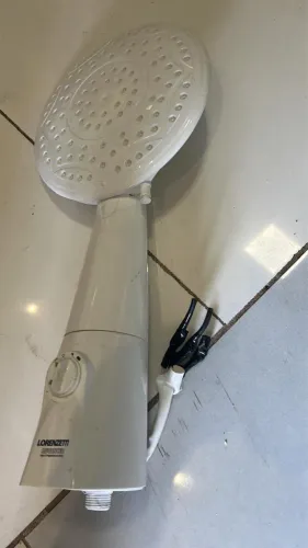 Vende-se peças de elétrica e hidráulica