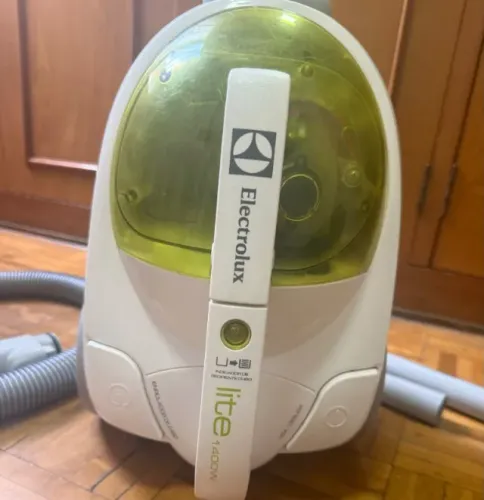 Aspirador de Pó Electrolux Lite 1400w - Excelente
