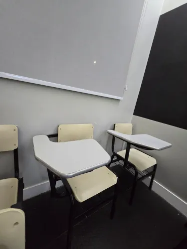 Cadeira carteira escolar universitária