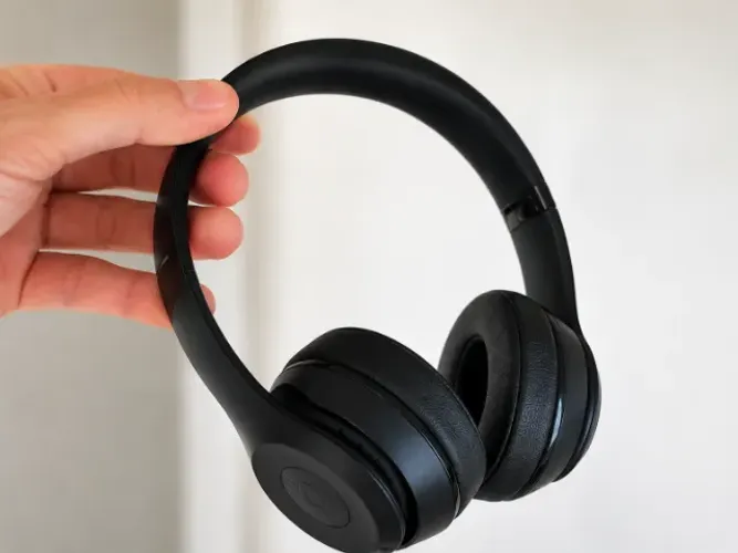 Beats Solo 3 Wireless Original Apple A1796 + Estojo - Estado de Novo