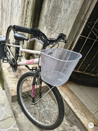 Bicicleta Caloi Ceci feminina aro 24