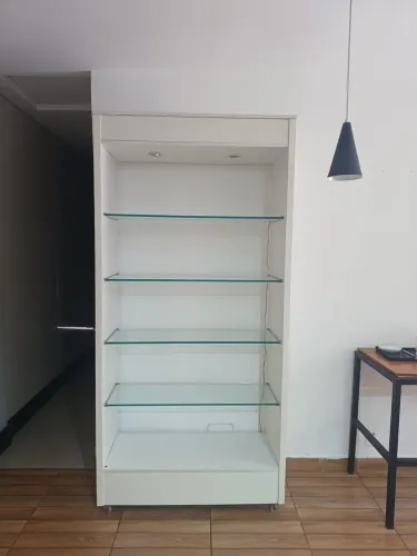 PRATELEIRA/ EXPOSITOR