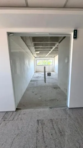 Sala Comercial à venda no Harmony Farol