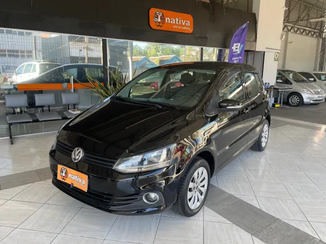 Volkswagen Fox Trendline 1.0 Flex 8V 5P 2015