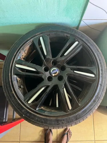 Rodas volvo v40 5x108 R18 com pneus