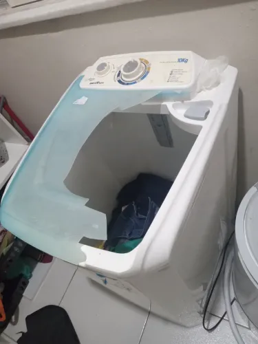 Tanquinho de lavar roupa 