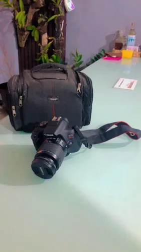 CAMERA CANON REBEL T7