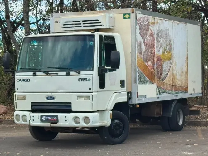 Ford Cargo 815