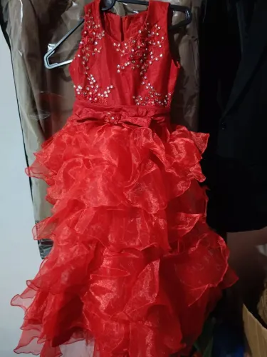 Vendo vestido infantil de festa 