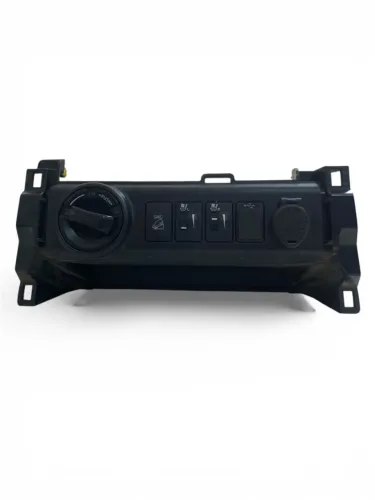 Moldura Painel C/botão Tração Hilux Sw4 16/23 Original