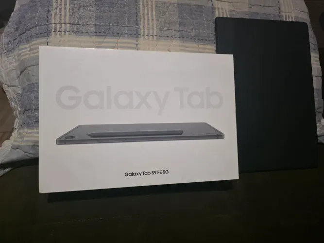 SAMSUNG Galaxy Tab S9 FE 5G versão Chip
