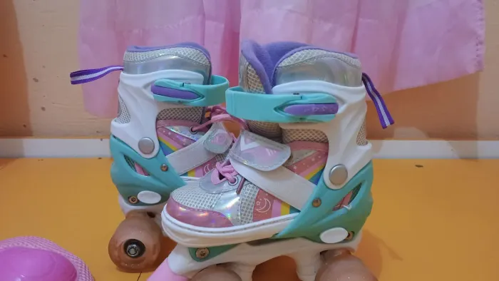 Patins Infantil Menina + Kit proteção 
