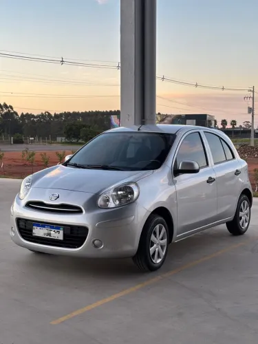 Nissan March S 1.0 16V Flex Fuel 5P 2012