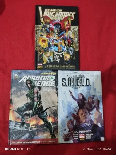 3 HQS DA MARVEL E DC NO PRECINHO DE CAPA DURA - 40 REAIS