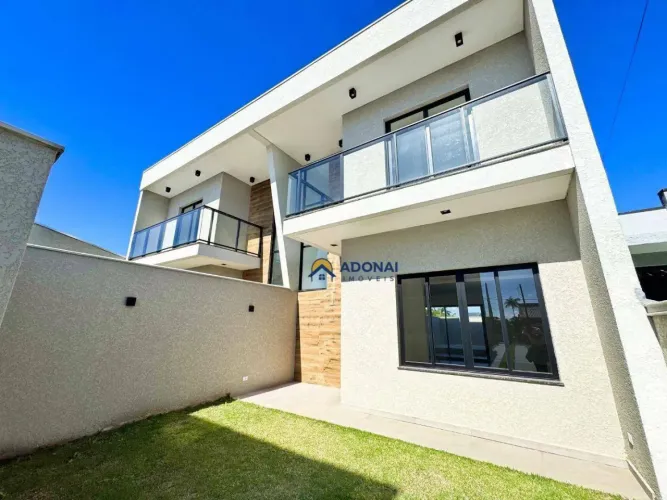 Sobrado Novo com Piscina, 3 dormitórios à venda, 116 m² por R$ 730.000 - Eliana - Guaratub