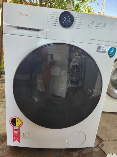 Vende-se lava e seca Midea 11Kg semi nova com 6 meses de garantia pela Conserta Eletronica