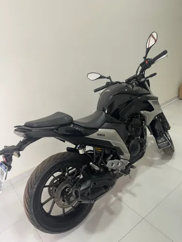 Yamaha FZ25 ABS - Impecável, Revisada e Pronta para Rodar