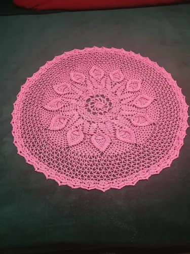 Toalha de Mesa em Crochê Ponto Russo