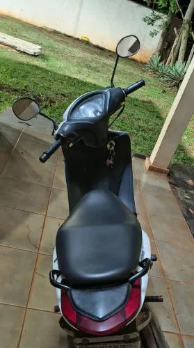 Moto excelente para o dia dia só pega e usar preço baixo para vender rápido