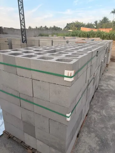Bloco estrutural 19x19x39