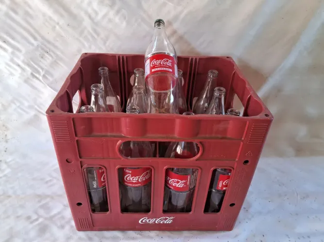 Engradados de Coca-Cola Litro