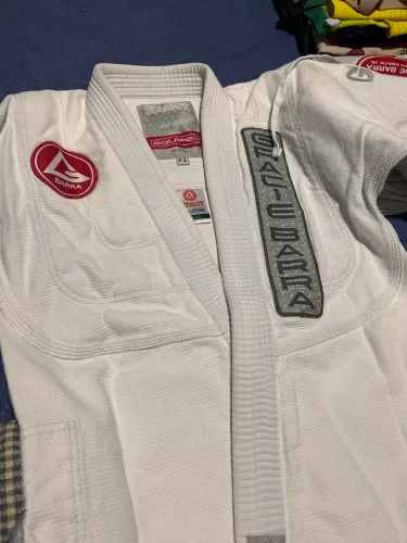 Kimono Gracie Barra 