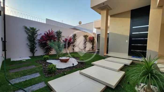 Venha conhecer essa lindíssima Casa de 200m² localizada no charmoso bairro Residencial das