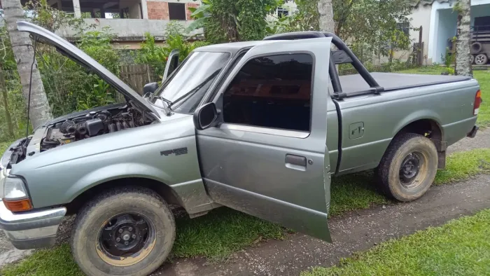 Ford Ranger XL 2.3 16V 137cv 4X2 CS Repower. 2001