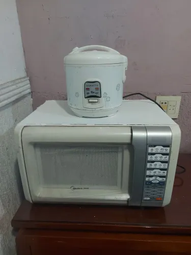 Micro-ondas + panela arroz 350 os dois