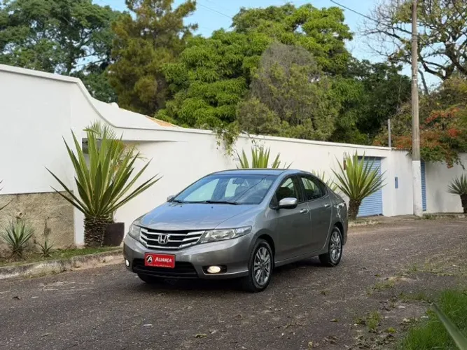 Honda City Sedan LX 1.5 Flex 16V 4P Aut. 2014