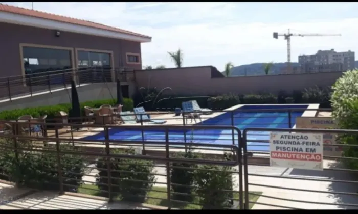 Terreno de 250m² à venda em condomínio - Reserva Imperial