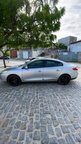 Renault Fluence Sed. Dynamique 2.0 16V Flex Aut. 2013