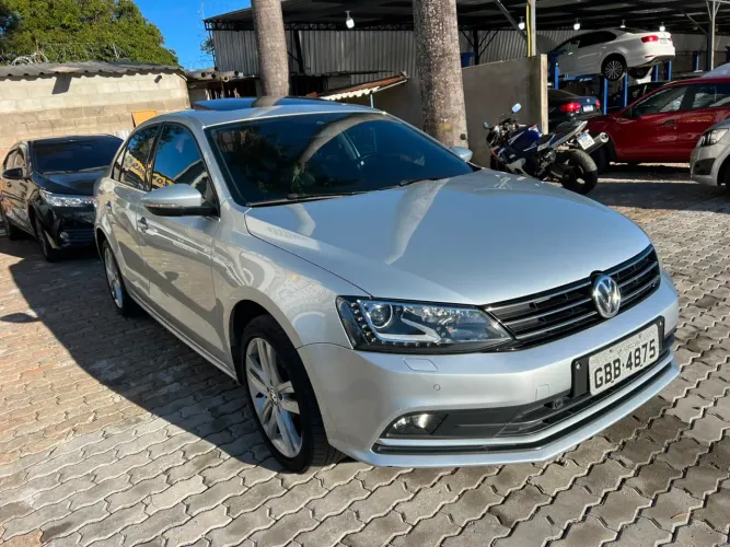 Volkswagen Jetta Highline 2.0 TSI 16V 4P Tiptronic 2016