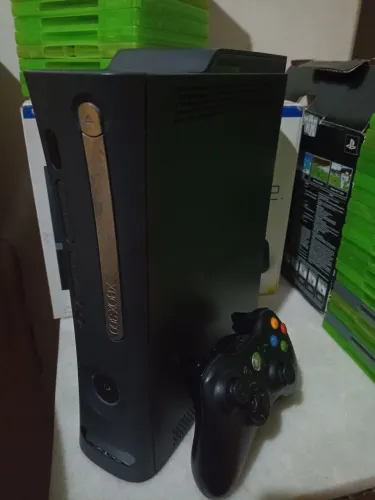 Xbox 360 Elite Completo com Jogos no HD