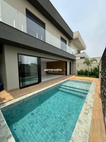Casa de condomínio à venda, no Residencial Olivito, com 4 suítes.
